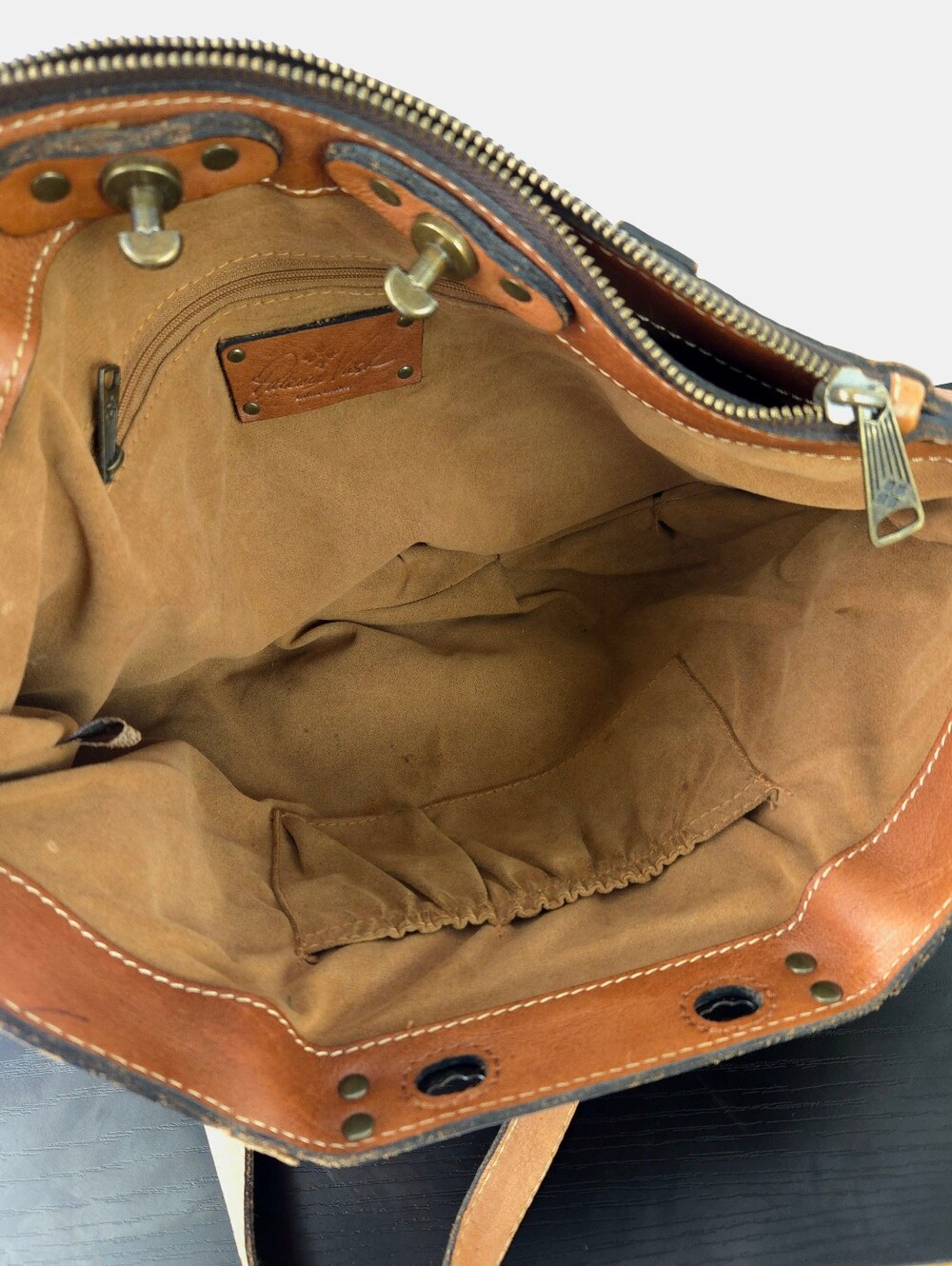 Patricia Nash Riano Tan Italian Leather Hobo Shoulder Bag Distressed Vintage - Picture 12 of 13